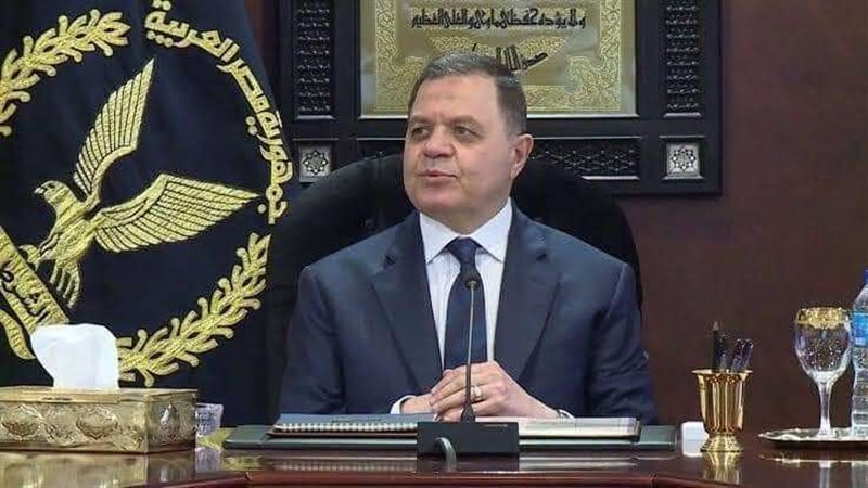 وزير الداخلية محمود
