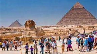 شاهد|السياحة في مصر.. نمو الإيرادات وزيادة أعداد السائحين