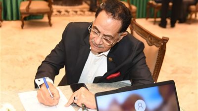 النواب يواصل استقبال الأعضاء لليوم الثاني للتوقيع على نماذج تزكية المرشحين لانتخابات الرئاسة