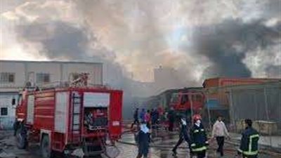 جهود مكثفة لرجال الحماية المدنية في السيطرة على الحرائق