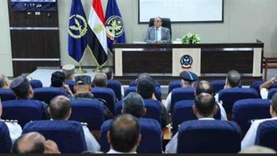 أكاديمية الشرطة تنظّم ندوة تثقيفية للضباط المتدربين بكلية التدريب والتنمية