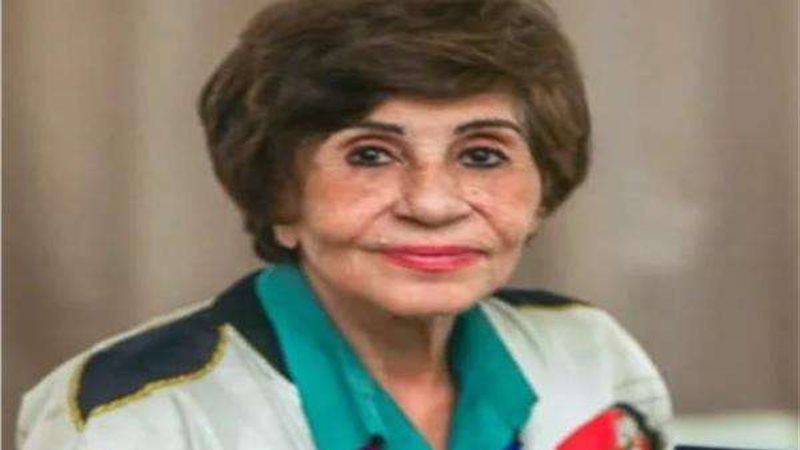 الفنانة سميرة محسن