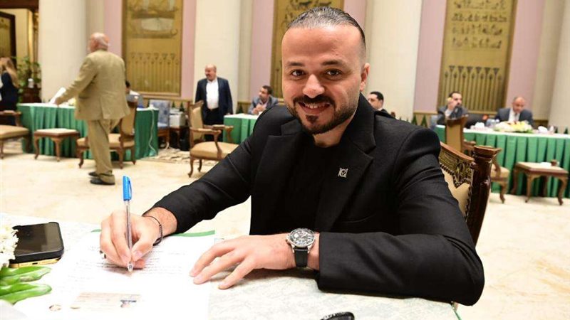 النائب محمد الجارحي