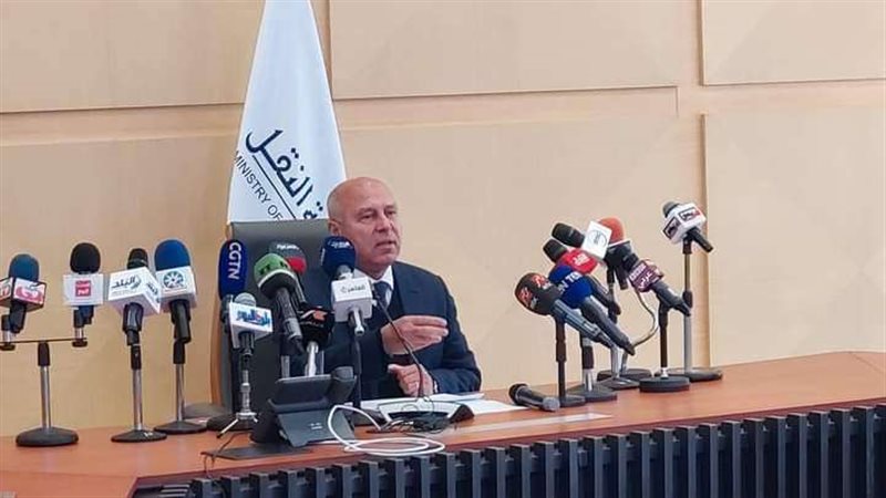 وزير النقل كامل الوزير