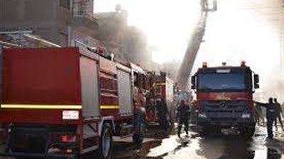 إصابة شخصين في حريق شقة سكنية بحلوان