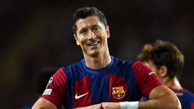 ليفاندوفسكي في الهجوم.. تشكيل برشلونة أمام أشبيلية بالليجا