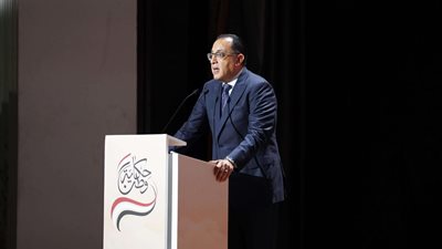 مدبولي: لدينا كتاب حول إنجازات الدولة في 9 سنوات