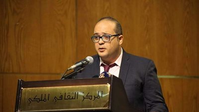 «رأى وتكلم».. عبد الرحمن مقلد في رحلة لتاريخ مصر بديوان شعر جديد