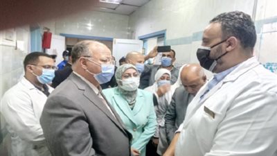 محافظ القاهرة يصل مستشفى النصر للاطمئنان على مصابي حادث قطار حلوان