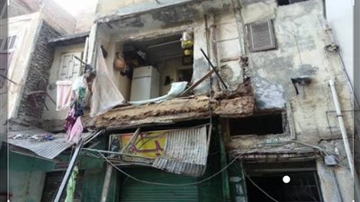 تحقيقات مُكثفة في انهيار شرفة عقار مكون من 3 طوابق بالإسكندرية