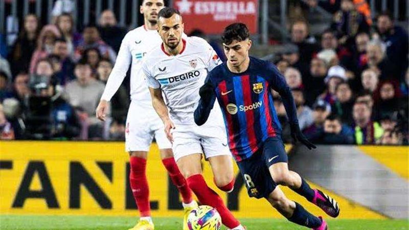 برشلونة وأشبيلية