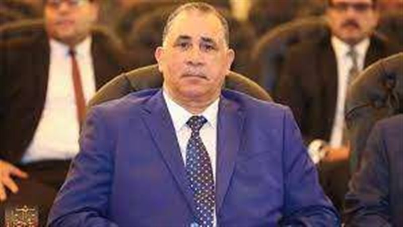 نقيب المحاميين