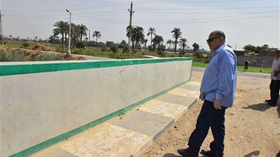 محافظ أسيوط يتفقد مشروع إنشاء كوبري بمركز ساحل سليم ضمن مشروعات 
