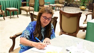 برلمانية: القيادة السياسية أعادت مصر لمكانتها الدولية.. ودعم السيسي يحقق تطلعات الشعب