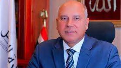 وزير النقل: اعتبارًا من 2024 لن نستورد أي وحدة متحركة بالقطارات