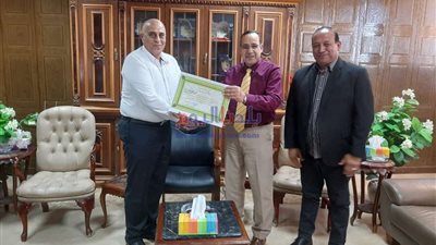 بالصور | فرش 165 مسجدًا في شمال سيناء