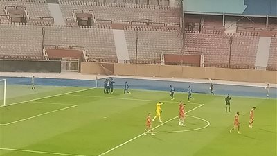 التعادل الإيجابي يحسم نتيجة الشوط الأول بين فيوتشر وسينجادا