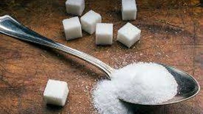 حقيقة تضارب أسعار السكر.. أستاذ البحوث الزراعية يكشف الكواليس