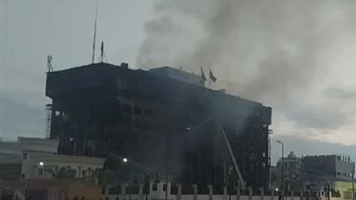بعد حريق مديرية أمن الإسماعيلية.. علم مصر وشعار وزارة الداخلية لم تمسهما النيران