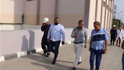 رئيس شركة مياه أسيوط يتفقد محطة الوليدية للاطمئنان على سير العمل وجودة الخدمات المقدمة