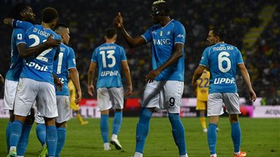 الإصابات تُقلق نابولي قبل لقاء ريال مدريد في دوري أبطال أوروبا