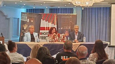 إلهام شاهين تُعبر عن حزنها بسبب فيلم تكريمها في مهرجان الإسكندرية السينمائي