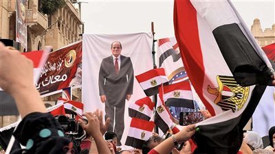 بالصور.. مسيرات حاشدة بميدان الجلاء للمطالبة بترشح الرئيس السيسي للانتخابات الرئاسية 2024