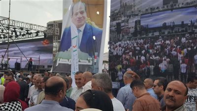 «هنكمل المشوار».. تحرك شعبي بالإسماعيلية لمطالبة الرئيس السيسي بالترشح للانتخابات الرئاسية