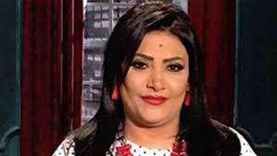 بدرية طلبة: 