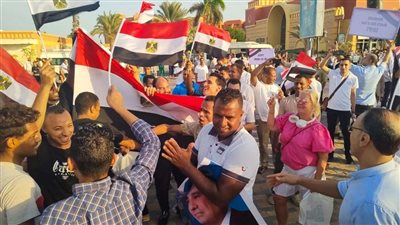 صور| عشرات الآلاف يشاركون في مسيرة بالغردقة تأييدا لترشح الرئيس السيسي للرئاسة
