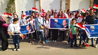 انطلاق مسيرات حزب ”المصريين“ للاحتفال بنصر أكتوبر ودعم ترشح الرئيس السيسي