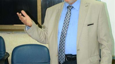 دورة تدريبية بجامعة أسيوط عن 