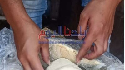 ضبط سيارة محملة بمنتجات وسلع غذائية مجهولة المصدر بالجيزة