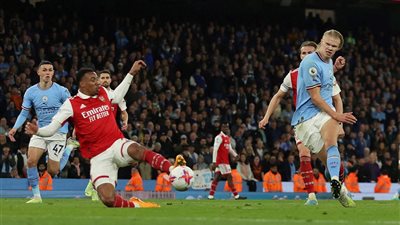 رابطة الدوري الإنجليزي تعلن حكم مباراة مانشستر سيتي وأرسنال في الدوري