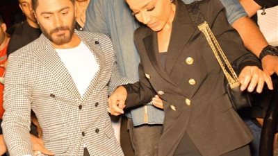 بسمة وهبة تعنف ابنتها خديجة بسبب تامر حسني (فيديو)