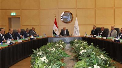 وزير النقل يترأس اجتماع الجمعية العامة رقم (60) للشركة القابضة