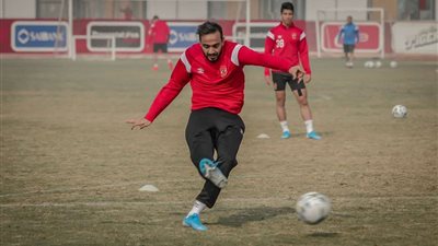 كهربا يؤدي مرانًا منفردًا في التتش.. تعرف على السبب