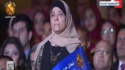 «رفضت أسيبه».. سيدة الكمشوشي تروي قصة إنقاذها لأحد مصابي حرب أكتوبر