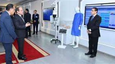 عاجل.. السيسي يتفقد المراكز المتحركة للشبكة الوطنية للطوارئ والسلامة العامة