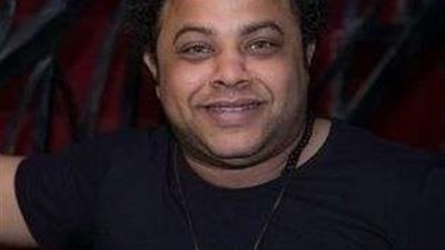 تشييع جثمان محمد بطاوي بالفيوم وغياب نجوم الفن