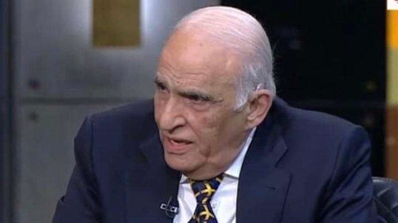 الدكتور نور درويش