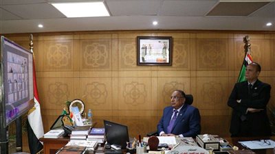 لتهنئتهم بالعام القضائي الجديد.. رئيس قضايا الدولة يجتمع مع نوابه