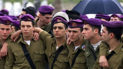 إسرائيل تُعلن أسماء ورتب 26 قائد وضابط قُتلوا برصاص الفلسطينين.. تفاصيل