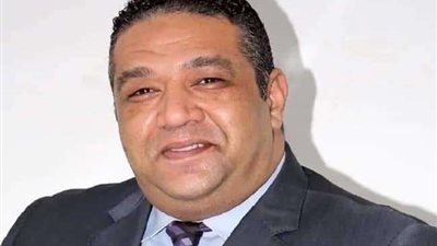 النائب محمد عزمي: 