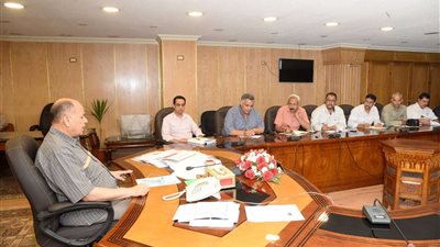 محافظة  أسيوط  تستعد لإدارة الأزمات ومتابعة جاهزية معدات الطوارئ