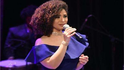 الموت يفجع المطربة نسمة محجوب في والدها