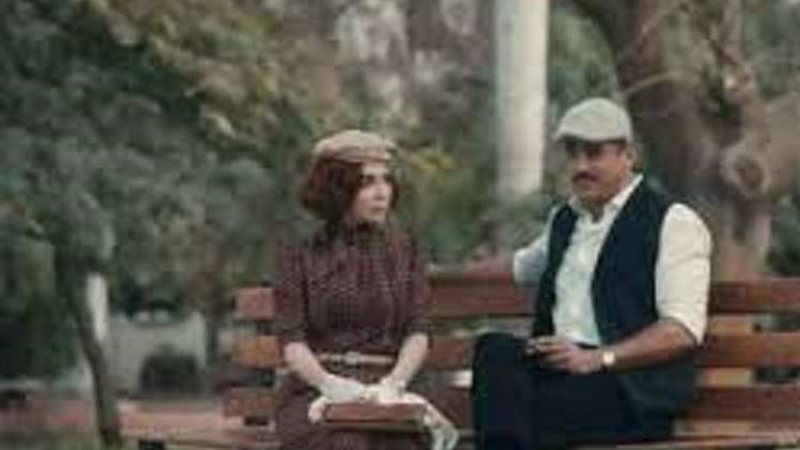 الفنانة مي عز الدين