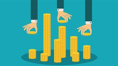 أستاذ اقتصاد يوضح الخطوات التي اتخذتها الدولة للحد من فاتورة الاستيراد وتداعياته.. فيديو