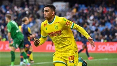 مصطفى محمد يحصد جائزة جديدة في موسم استثنائي بالدوري الفرنسي