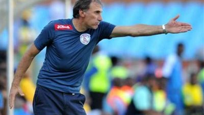 تعليق ناري من مدرب كايزر قبل مواجهة الأهلي في نهائي دوري أبطال إفريقيا